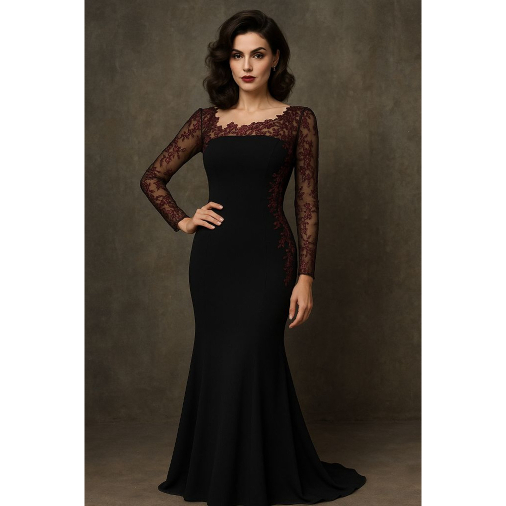 Women's Carmen Marc Valvo Infusion Gown Size 4 Black and Red